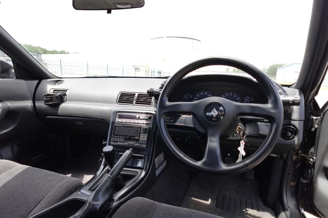 1989 Nissan Skyline JDM car for sale — photo 16 of 20