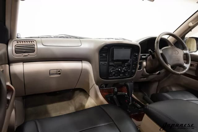 2000 Toyota Land Cruiser JDM car for sale — photo 9 of 25