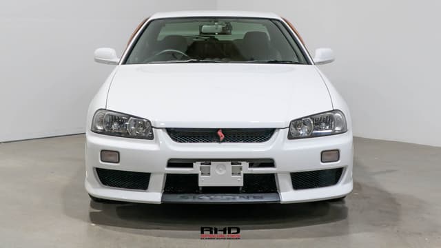 1999 Nissan Skyline JDM car for sale — photo 2 of 22
