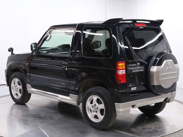 1999 Mitsubishi Pajero Mini JDM car for sale — photo 5 of 25
