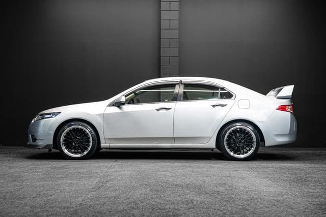 2012 Honda Accord JDM car for sale — photo 6 of 17