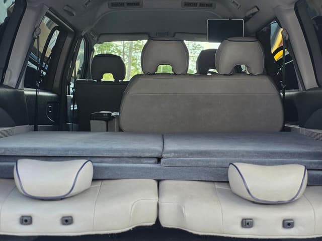 2000 Mitsubishi Delica JDM car for sale — photo 21 of 25