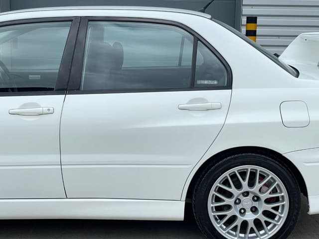 2001 Mitsubishi Lancer Evolution JDM car for sale — photo 22 of 25