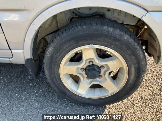 1999 Suzuki Jimny JDM car for sale — photo 16 of 23