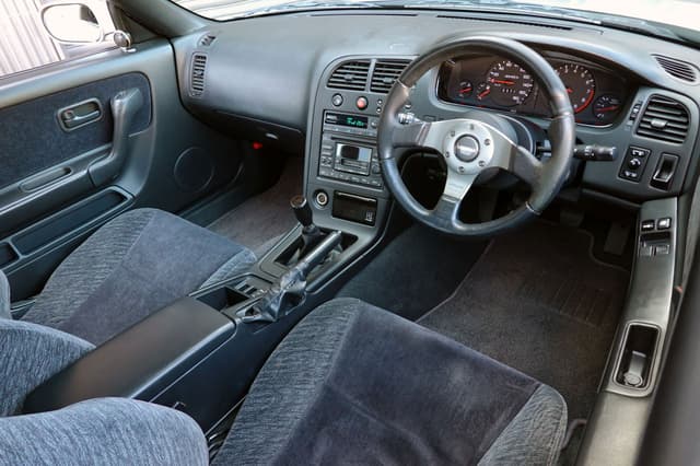 1995 Nissan Skyline JDM car for sale — photo 6 of 25