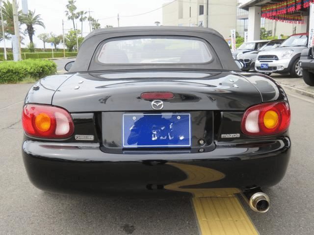 1999 Mazda Roadster (Eunos Roadster / MX-5) JDM car for sale — photo 2 of 25