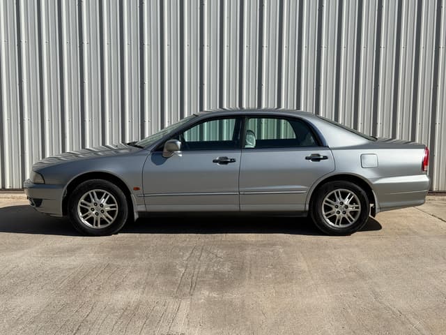 2000 Mitsubishi Diamante JDM car for sale — photo 5 of 21