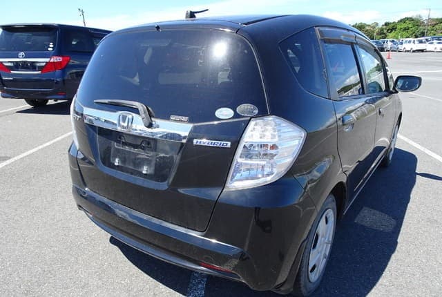 2010 Honda Fit JDM car for sale — photo 5 of 25