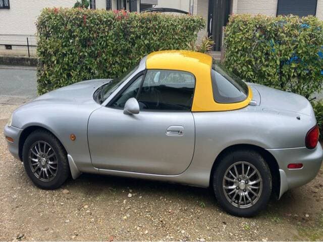 1999 Mazda Roadster (Eunos Roadster / MX-5) JDM car for sale — photo 10 of 17