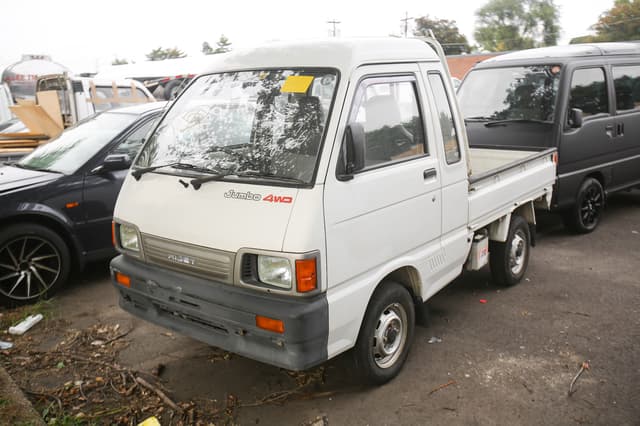 1993 Daihatsu Hijet JDM car for sale — photo 2 of 6