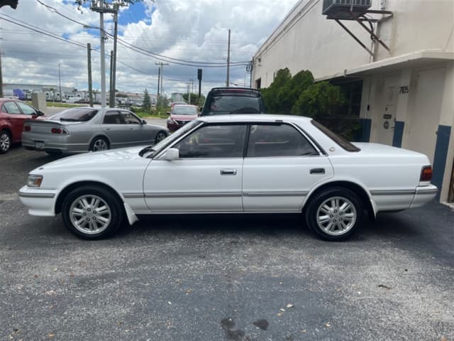 1991 Toyota Chaser JDM car for sale — photo 4 of 17