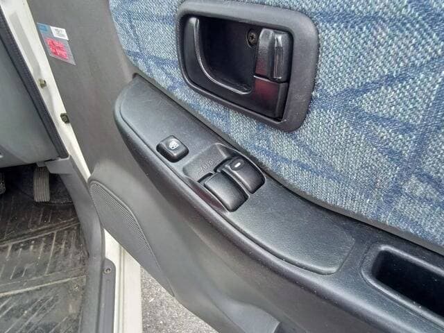 2000 Mitsubishi Pajero Mini JDM car for sale — photo 13 of 25