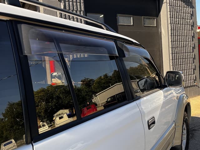 2001 Toyota Land Cruiser JDM car for sale — photo 24 of 25
