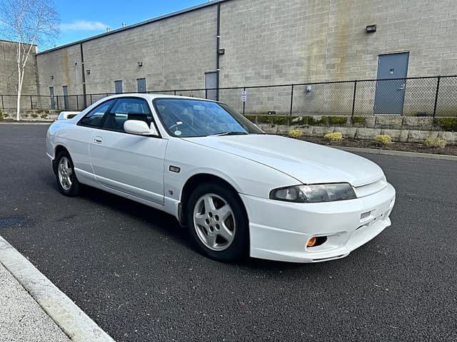1996 Nissan Skyline JDM car for sale — photo 4 of 20