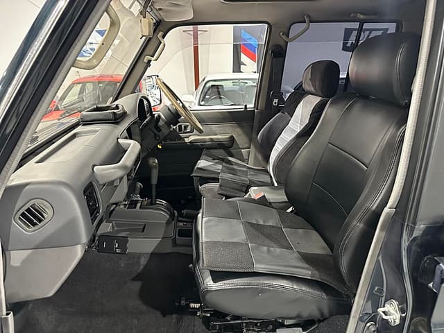 1993 Toyota Land Cruiser Prado JDM car for sale — photo 19 of 22
