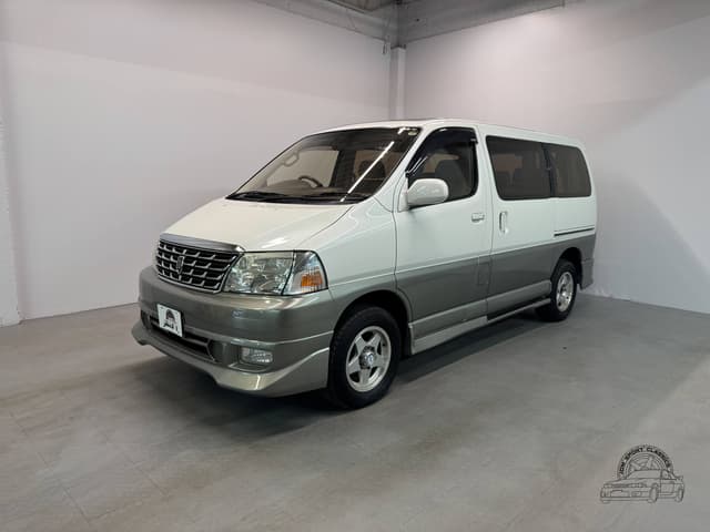 2001 Toyota Grand Hiace JDM car for sale — photo 2 of 25