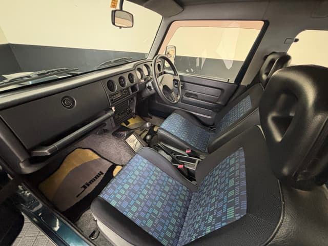 1996 Suzuki Jimny JDM car for sale — photo 19 of 23