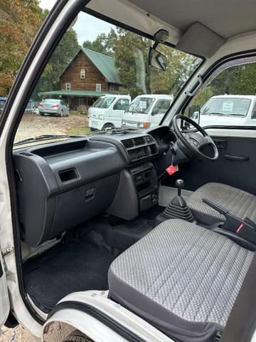 1999 Daihatsu Hijet JDM car for sale — photo 15 of 23