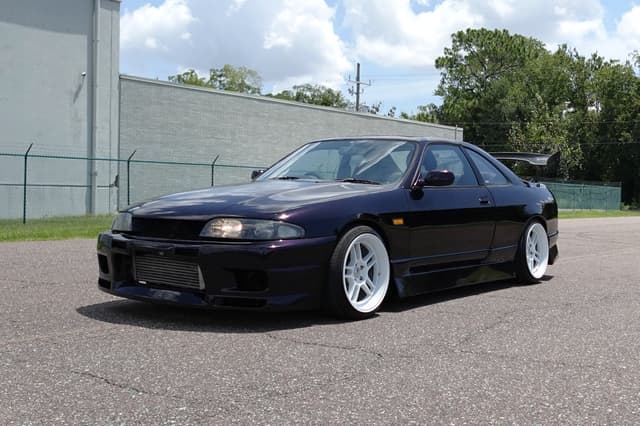 1998 Nissan Skyline JDM car for sale — photo 13 of 19