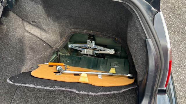 1997 Toyota Chaser JDM car for sale — photo 13 of 14
