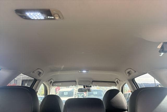 2005 Subaru Legacy JDM car for sale — photo 11 of 25