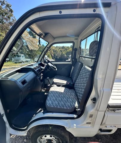 2001 Daihatsu Hijet JDM car for sale — photo 12 of 18