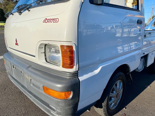 1995 Mitsubishi Minicab JDM car for sale — photo 10 of 25
