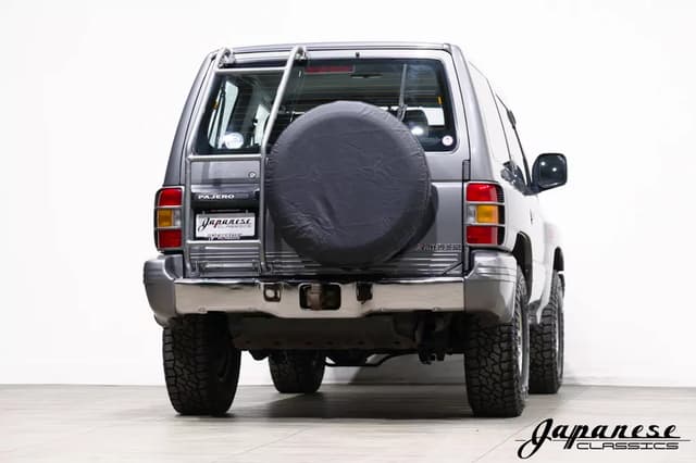 1997 Mitsubishi Pajero JDM car for sale — photo 8 of 25