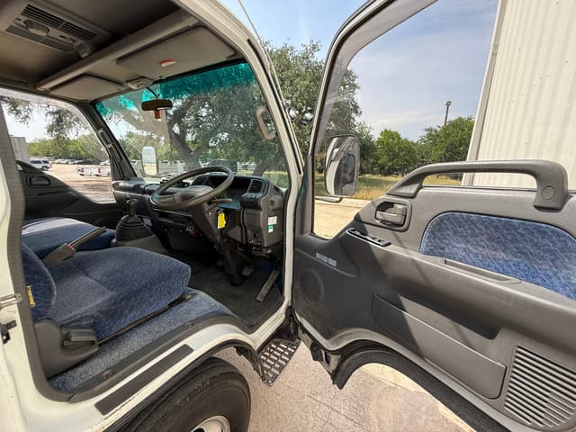 1998 Isuzu Elf JDM car for sale — photo 14 of 16