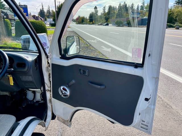 1997 Daihatsu Hijet JDM car for sale — photo 15 of 25