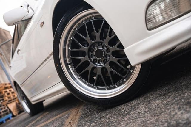 2005 Toyota Crown JDM car for sale — photo 7 of 20