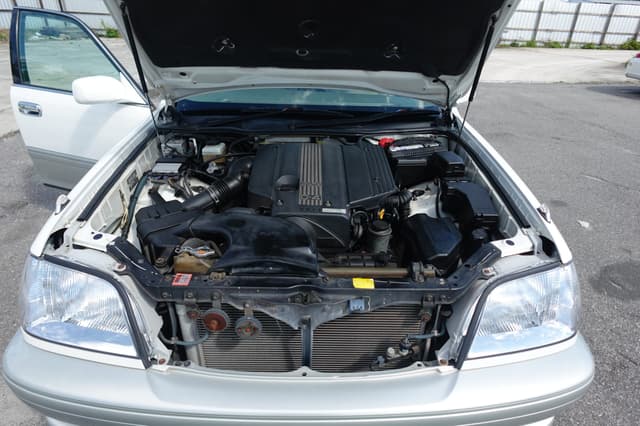 1999 Toyota Crown JDM car for sale — photo 9 of 20