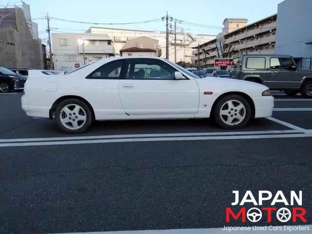 1997 Nissan Skyline JDM car for sale — photo 2 of 10
