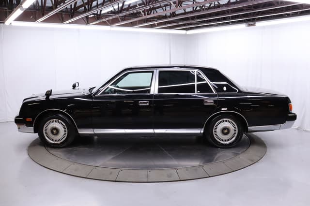 1997 Toyota Century JDM car for sale — photo 4 of 25