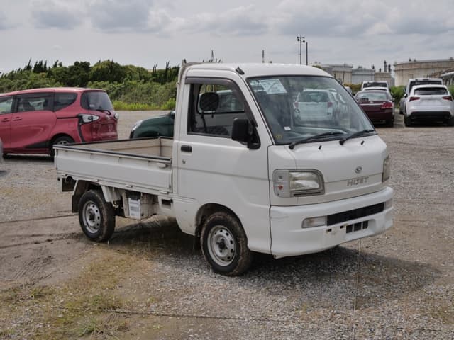 2002 Daihatsu Hijet JDM car for sale — photo 3 of 25