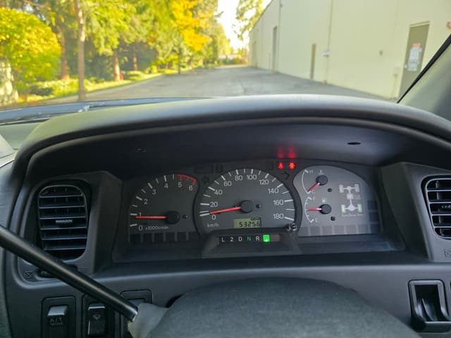 1999 Mitsubishi Delica JDM car for sale — photo 9 of 16