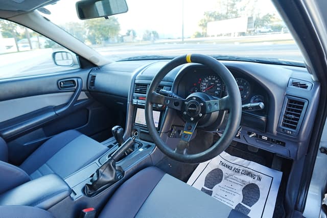 1998 Nissan Skyline JDM car for sale — photo 10 of 17