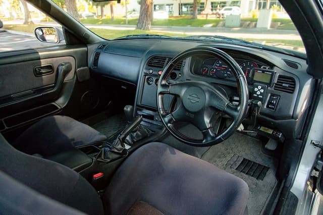 1997 Nissan Skyline JDM car for sale — photo 24 of 25