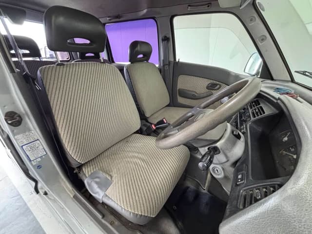 1997 Suzuki Every JDM car for sale — photo 9 of 25