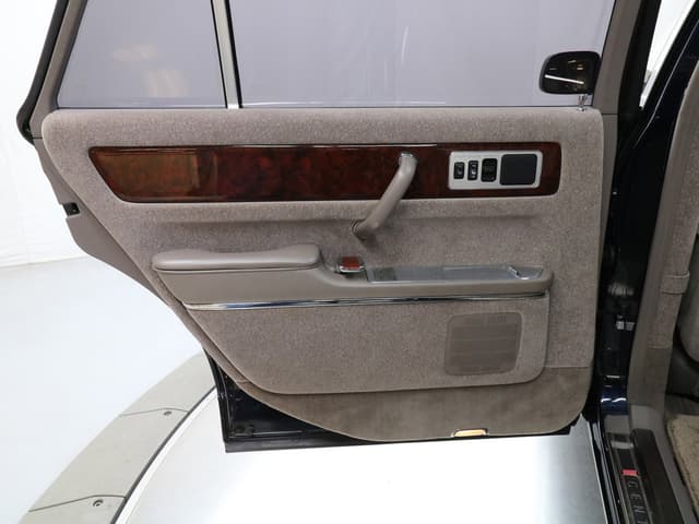 1997 Toyota Century JDM car for sale — photo 21 of 25
