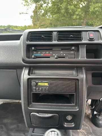 2001 Daihatsu Hijet JDM car for sale — photo 19 of 23