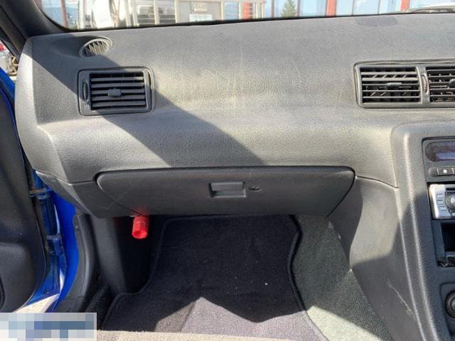 1992 Nissan Skyline JDM car for sale — photo 21 of 26