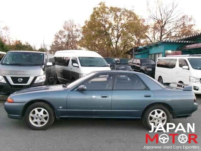 1991 Nissan Skyline JDM car for sale — photo 3 of 11