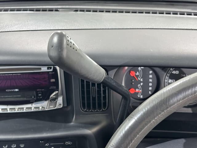 1999 Daihatsu Hijet JDM car for sale — photo 18 of 25