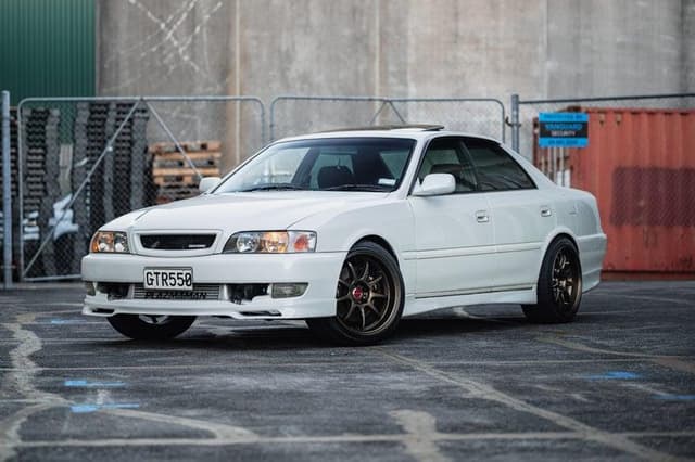 1998 Toyota Chaser JDM car for sale — photo 12 of 20