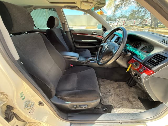 2000 Toyota Mark II JDM car for sale — photo 18 of 23
