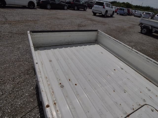 2001 Daihatsu Hijet JDM car for sale — photo 14 of 25