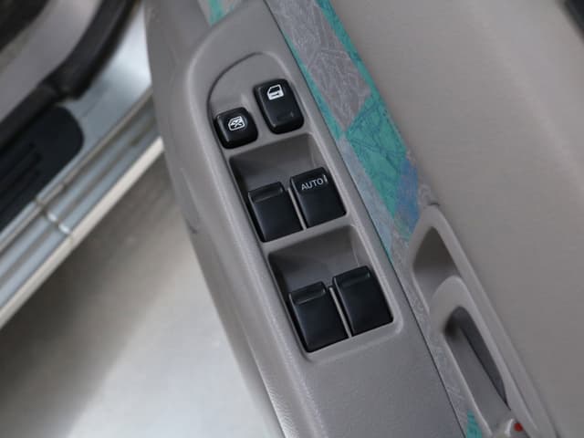 1998 Nissan March JDM car for sale — photo 21 of 25