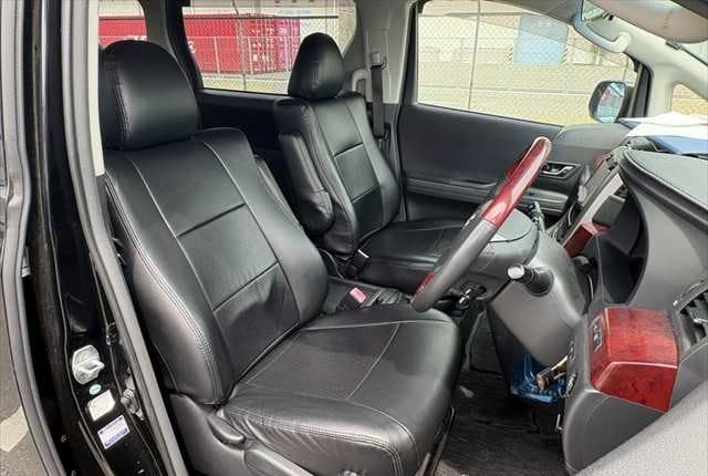 2008 Toyota Vellfire JDM car for sale — photo 17 of 25