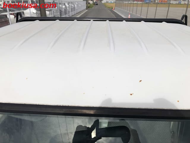 2000 Daihatsu Hijet JDM car for sale — photo 19 of 21